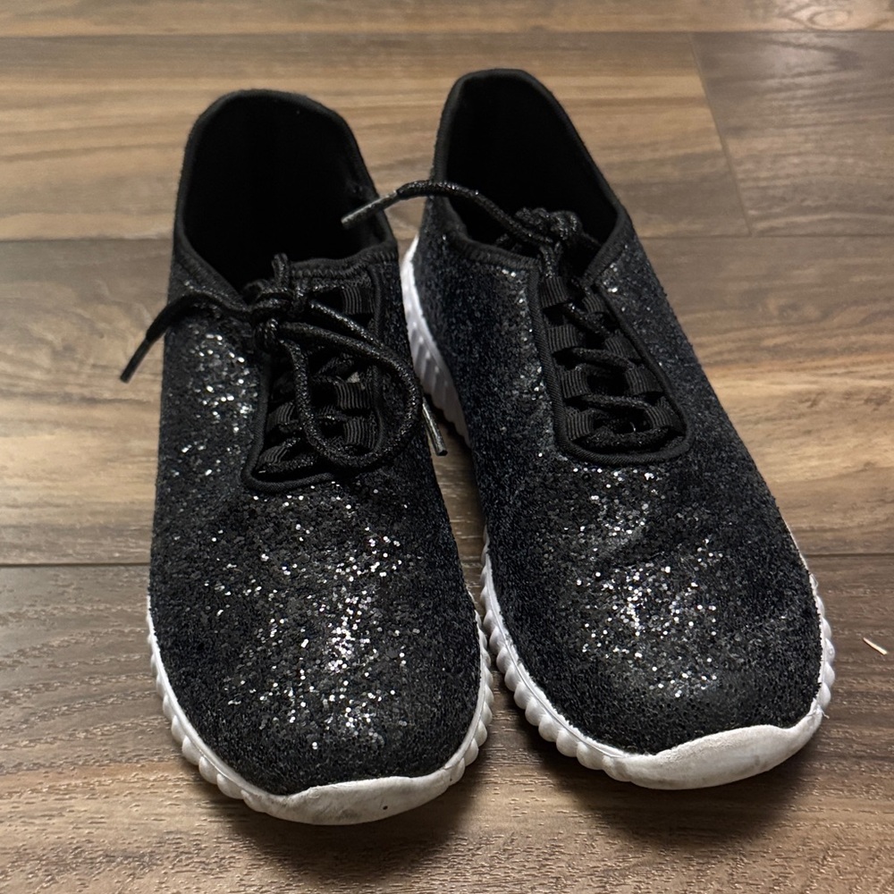 Black Glitter Hip Hop Sneakers with White Soles Weissman size 7